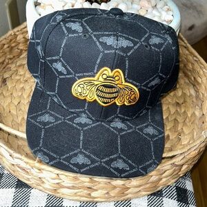 NWOT Mitchell & Ness Hat